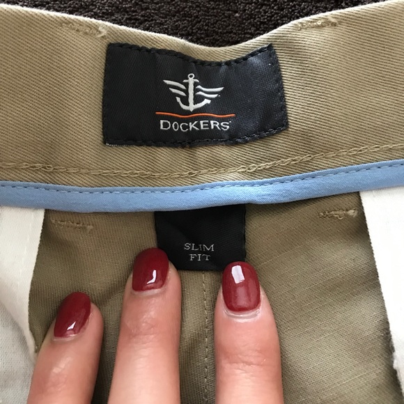 NWT Dockers signature khaki slim fit - Picture 6 of 6